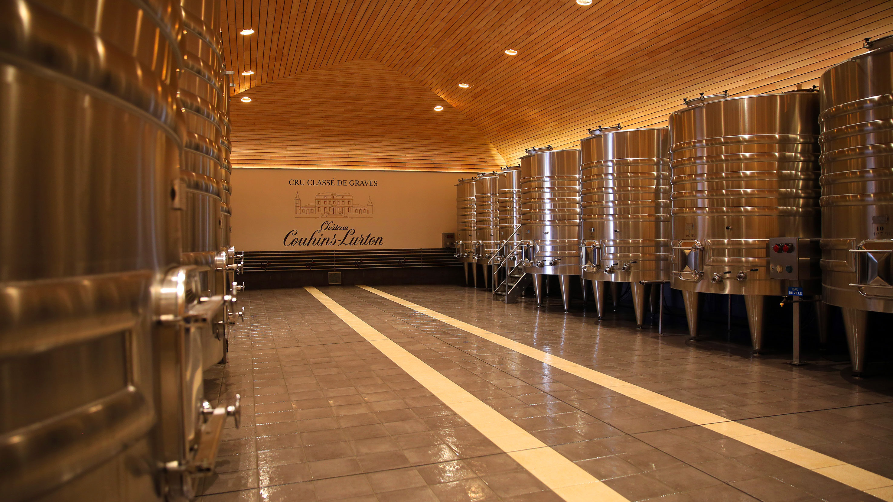 Château Couhins-Lurton : vat room