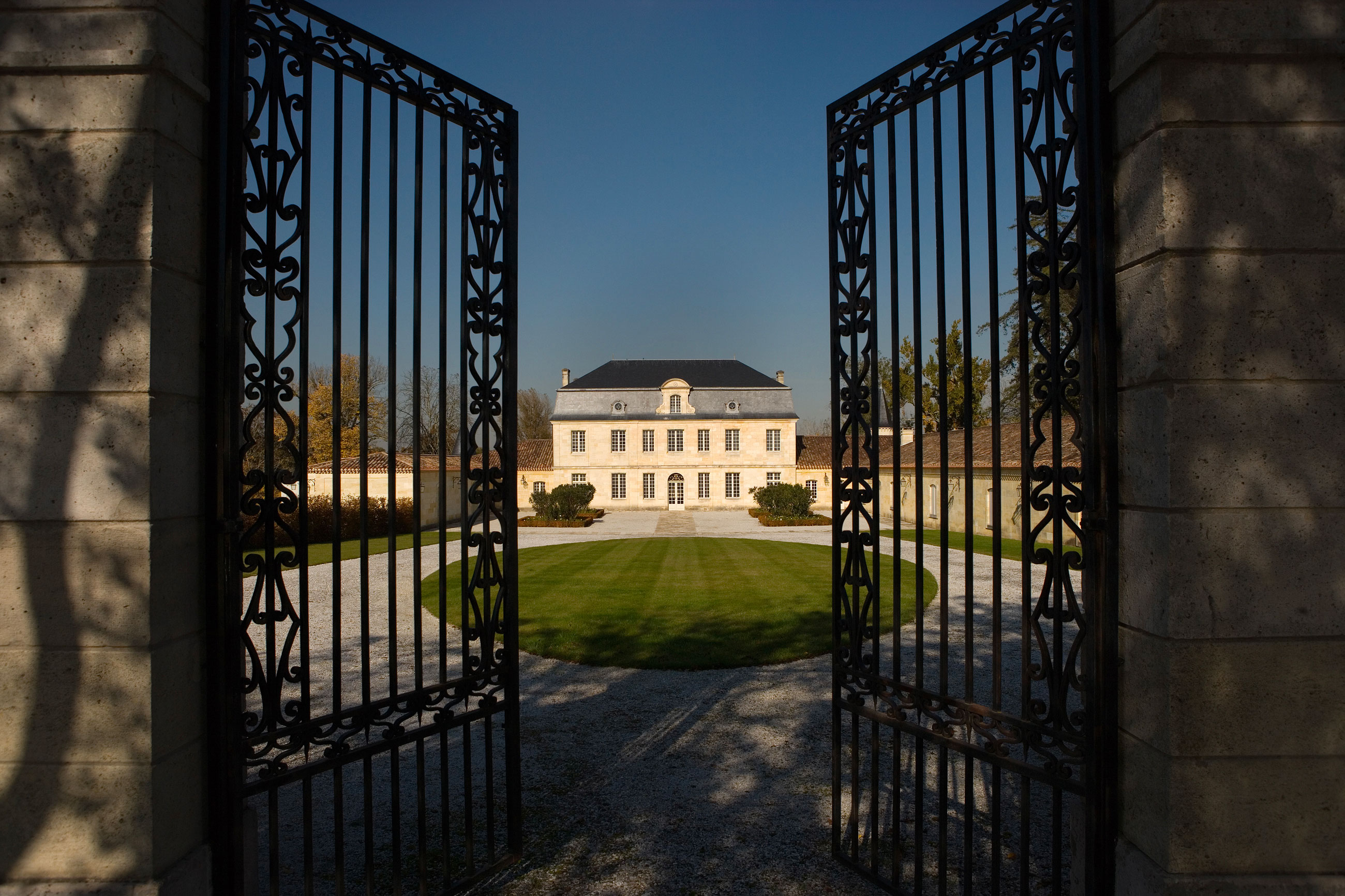 Château Couhins-Lurton (côté cour)